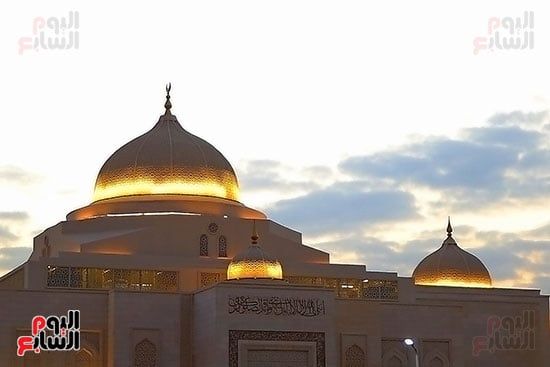 نور المسجد يملأ القلوب قبل العيون نور المسجد يملأ القلوب قبل العيون