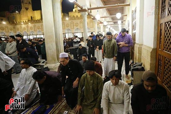 صلاة التراويح أول ايام رمضان (1) صلاة التراويح أول ايام رمضان (1)