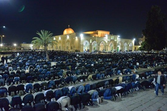 ساحات المسج الأقصى