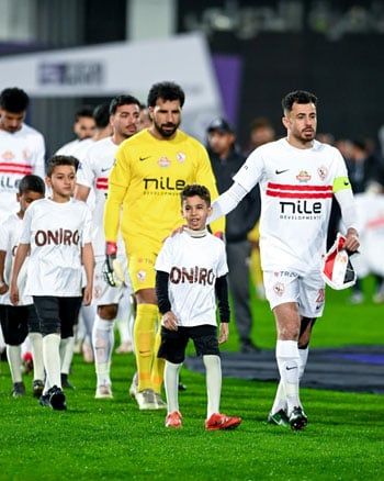 نول فريق الزمالك أرض الملعب نول فريق الزمالك أرض الملعب