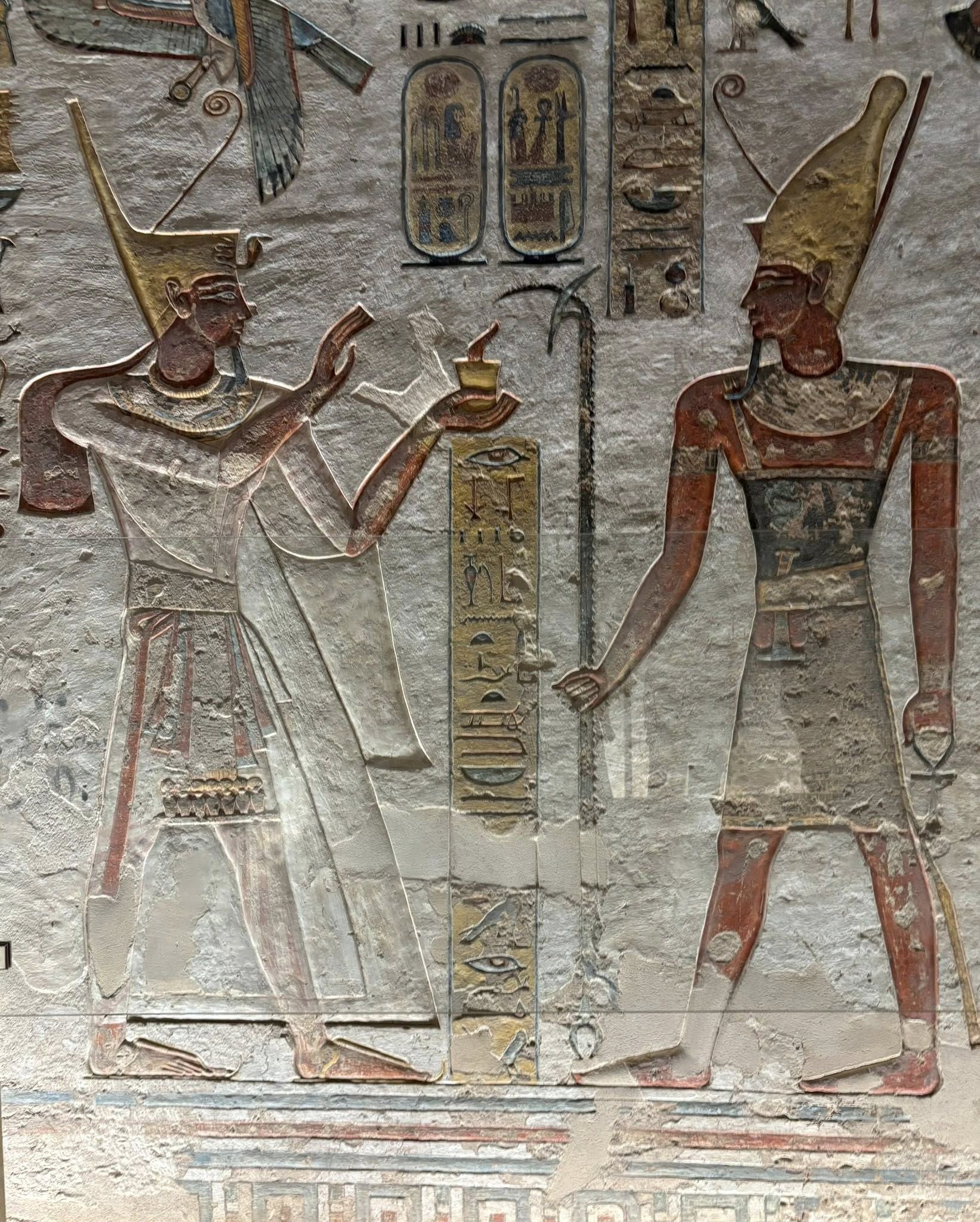 نقوش طقوس الملوك فى مقابر الفراعنة بالأقصر نقوش طقوس الملوك فى مقابر الفراعنة بالأقصر