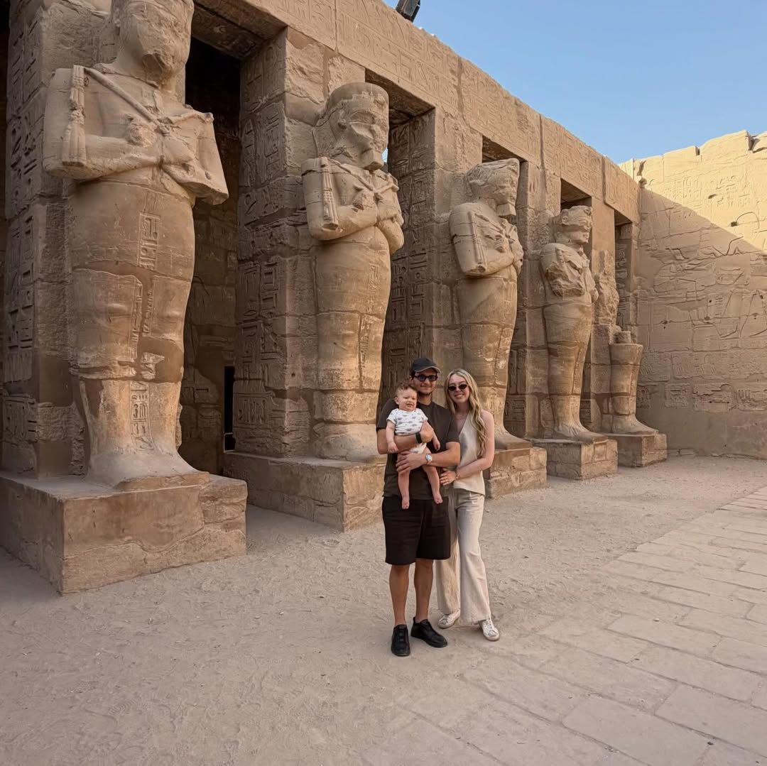 تيفاني ترامب وأسرتها من الأقصر تيفاني ترامب وأسرتها من الأقصر