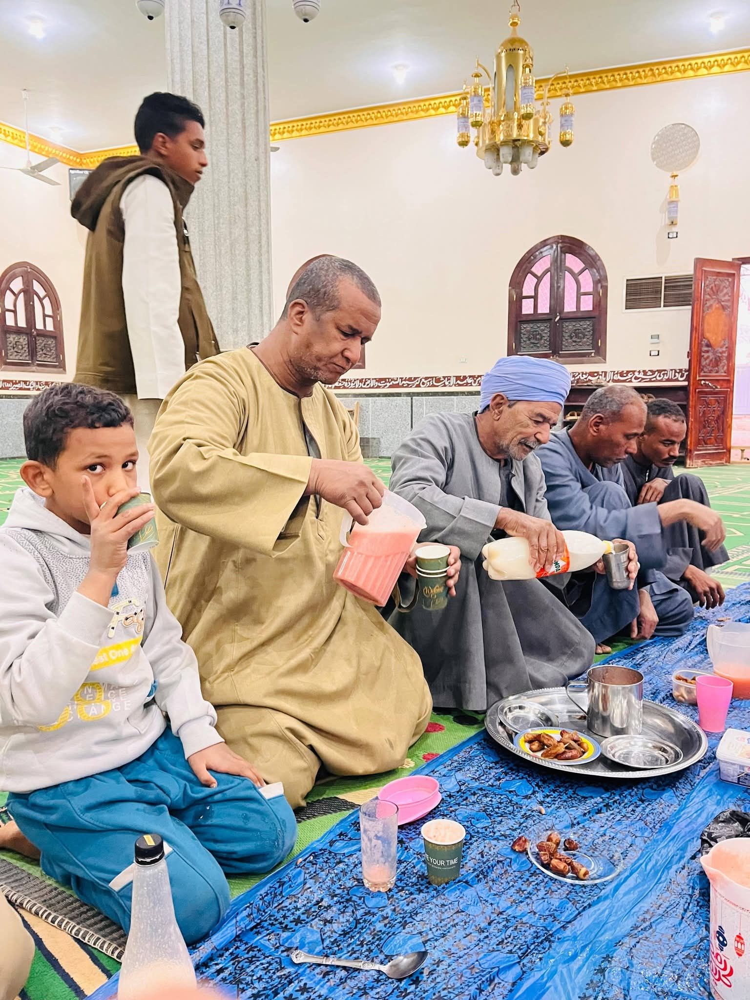 الافطار .. الافطار ..