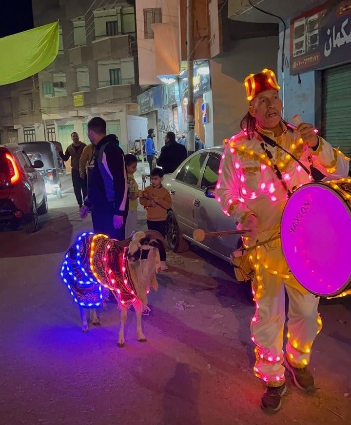 المسحراتي والتجول في الشوارع المسحراتي والتجول في الشوارع