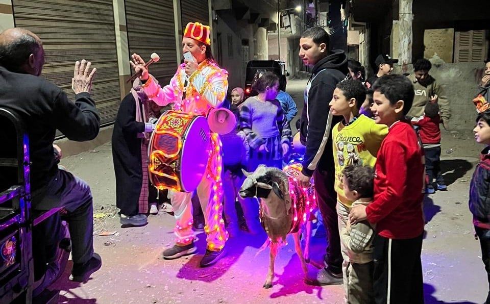 تفاعل المواطنين مع المسحراتي تفاعل المواطنين مع المسحراتي