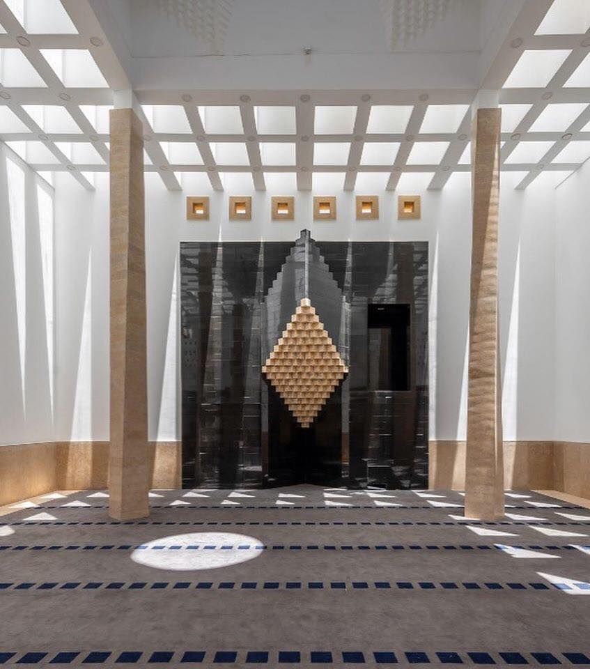 صحن المسجد من الداخل_1 صحن المسجد من الداخل_1