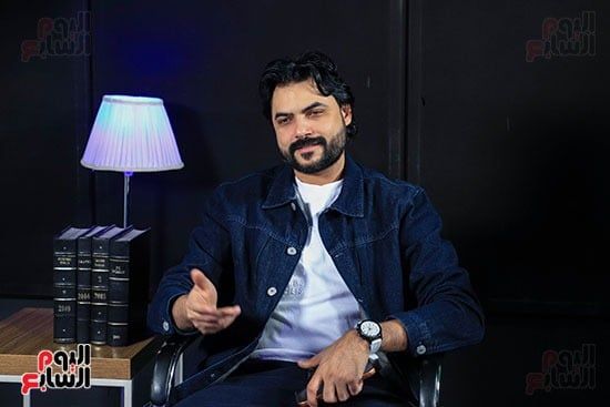 المؤلف محمود حمدان نهاية مسلسل علي كلاي سعيدة ومختلفة عن فهد البطل (6) المؤلف محمود حمدان نهاية مسلسل علي كلاي سعيدة ومختلفة عن فهد البطل (6)