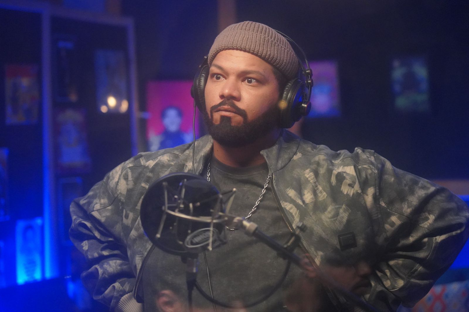 خسيس أولي تجارب أحمد عبدالحميد في الغناء (1) خسيس أولي تجارب أحمد عبدالحميد في الغناء (1)