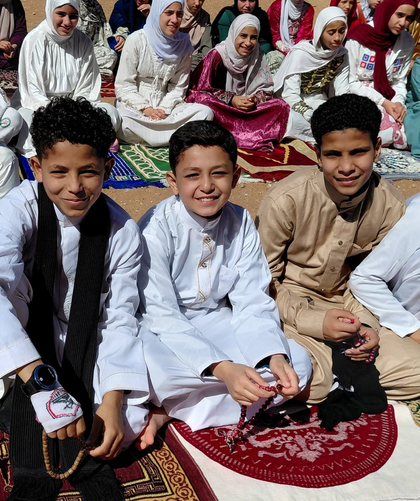 3مدرسة الشهيد مصطفى منصور تحتفل بشهر رمضان المبارك (4) 3مدرسة الشهيد مصطفى منصور تحتفل بشهر رمضان المبارك (4)