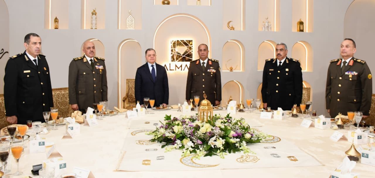 ef8967cb-ae8e-40b0-bc8f-f3829f7a35d0 ef8967cb-ae8e-40b0-bc8f-f3829f7a35d0