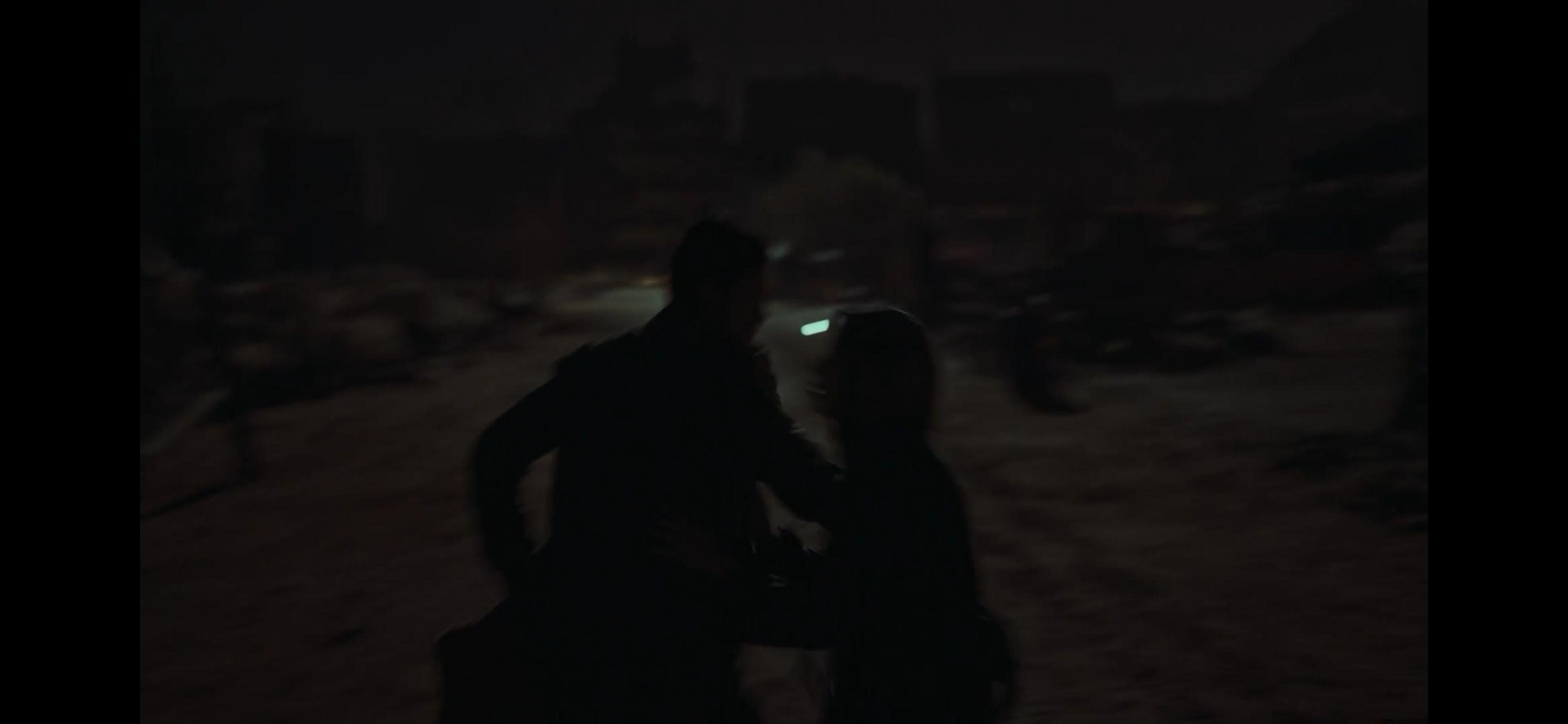 عمار يواجه الدبابات الإسرائيلية خلال طريق هروبه من غزة في صحاب الارض الحلقة 6 (2) عمار يواجه الدبابات الإسرائيلية خلال طريق هروبه من غزة في صحاب الارض الحلقة 6 (2)