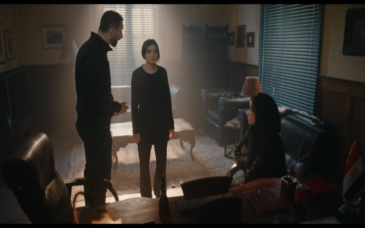 حسن حفني يبحث عن مي عمر ويطلب الزواج من شقيقتها في مسلسل الست موناليزا الحلقة 8 (3) حسن حفني يبحث عن مي عمر ويطلب الزواج من شقيقتها في مسلسل الست موناليزا الحلقة 8 (3)