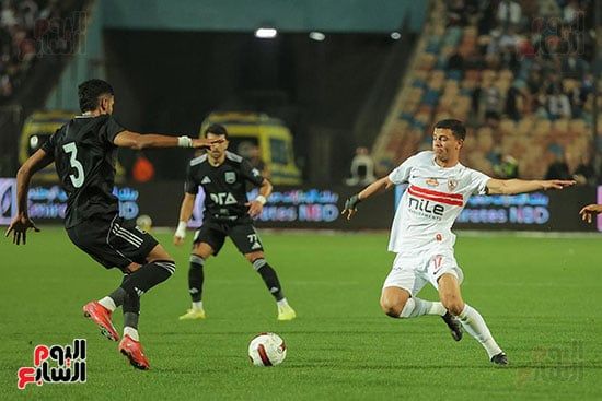 صراع علي الكرة صراع علي الكرة