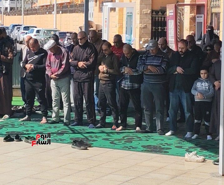 جانب-من-صلاة-الجنازة جانب-من-صلاة-الجنازة