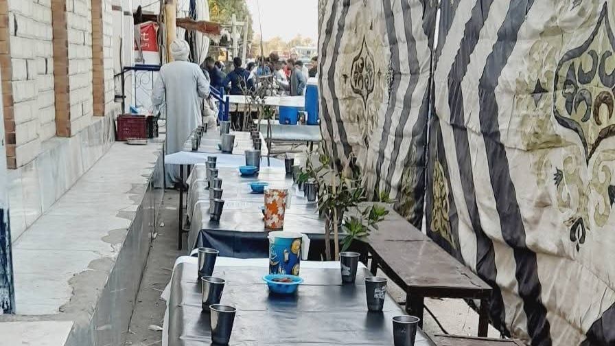 من تجهيزات المائدة من تجهيزات المائدة