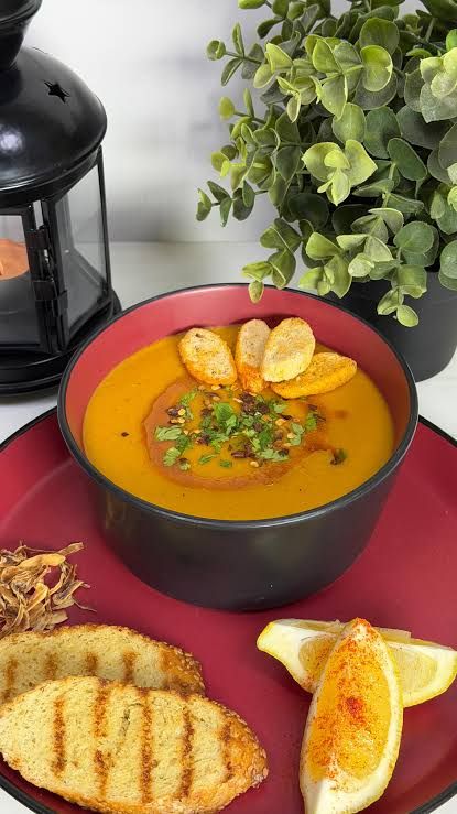 طبق الشوربة ضرورى مع بدء الإفطار بدون كريمة