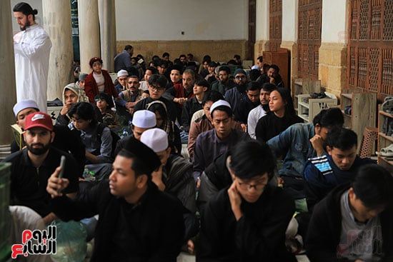 الطلاب فى حفل الإفطار الطلاب فى حفل الإفطار