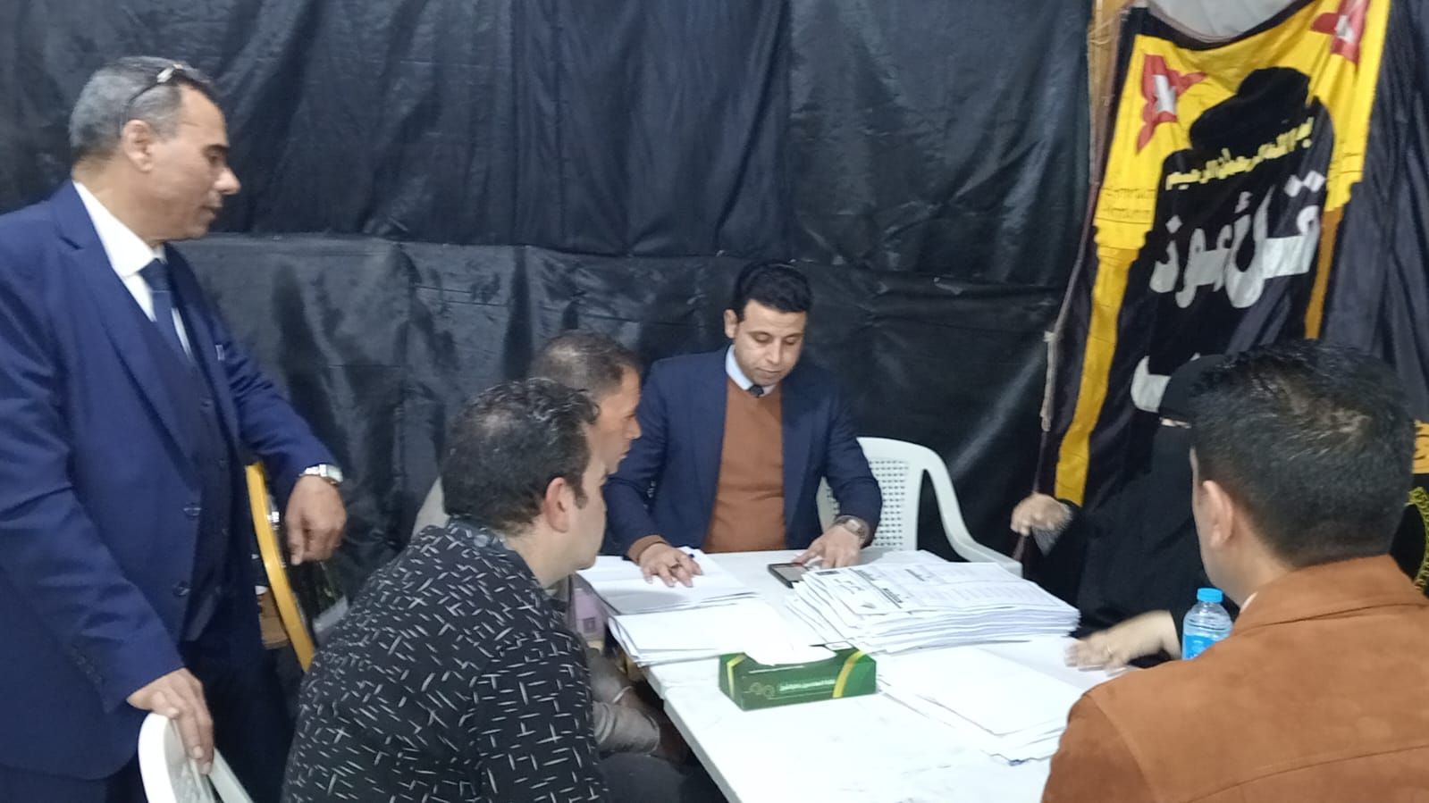 فرز أصوات الناخبين بنقابة المهندسين فرز أصوات الناخبين بنقابة المهندسين