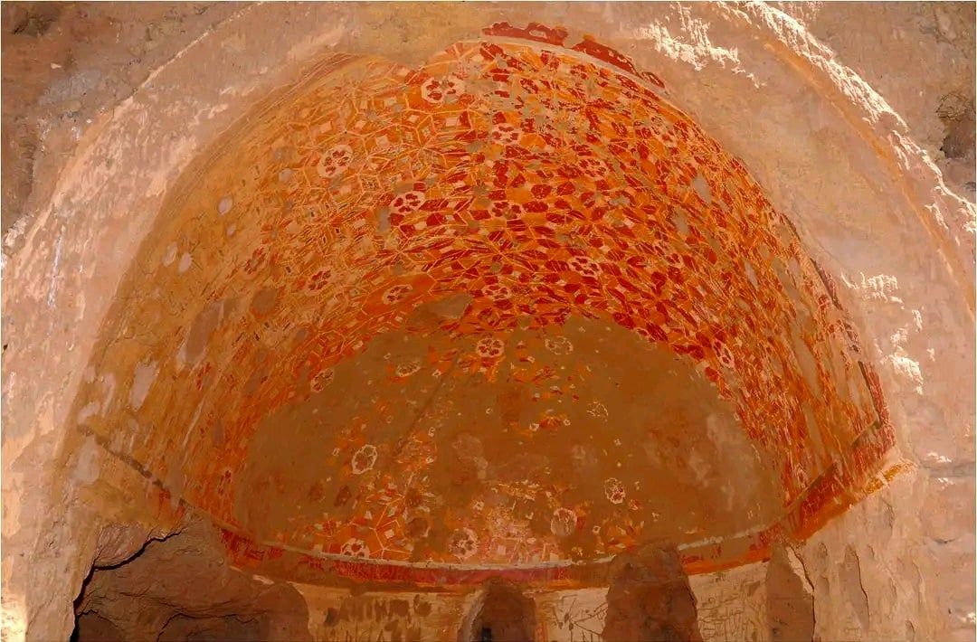 رسومات المقابر ما زالت تحتفظ برونقها رسومات المقابر ما زالت تحتفظ برونقها