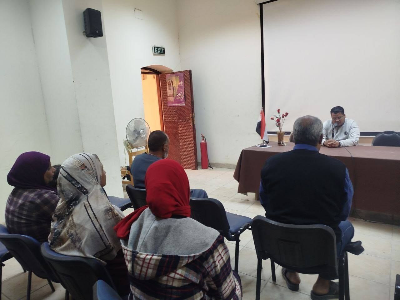 محاضرات وأنشطة وفعاليات متنوعة بفرع ثقافة الأقصر لدعم القيم والمعرفة محاضرات وأنشطة وفعاليات متنوعة بفرع ثقافة الأقصر لدعم القيم والمعرفة