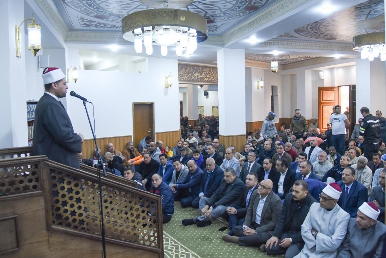 اول صلاه تقام بالمسجد اول صلاه تقام بالمسجد