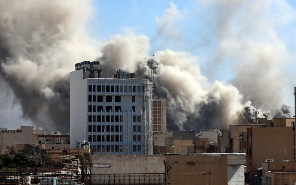 الهجمات الأمريكية الإسرائيلية مستمرة في إيران (3) الهجمات الأمريكية الإسرائيلية مستمرة في إيران (3)