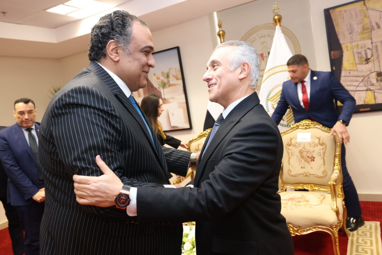 وزير العدل يستقبل رئيس وأعضاء نادي قضاة جنوب سيناء (1) وزير العدل يستقبل رئيس وأعضاء نادي قضاة جنوب سيناء (1)