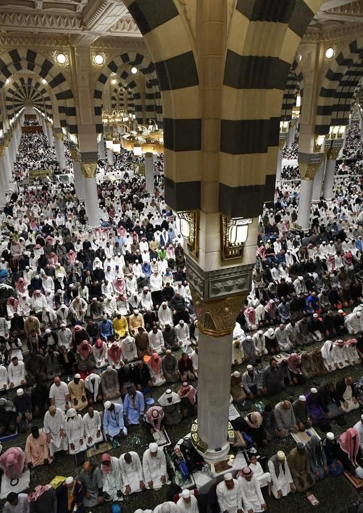 اليوم السابع في معايشة كاملة مع المعتمرين المصريين بساحات الحرم (7) اليوم السابع في معايشة كاملة مع المعتمرين المصريين بساحات الحرم (7)