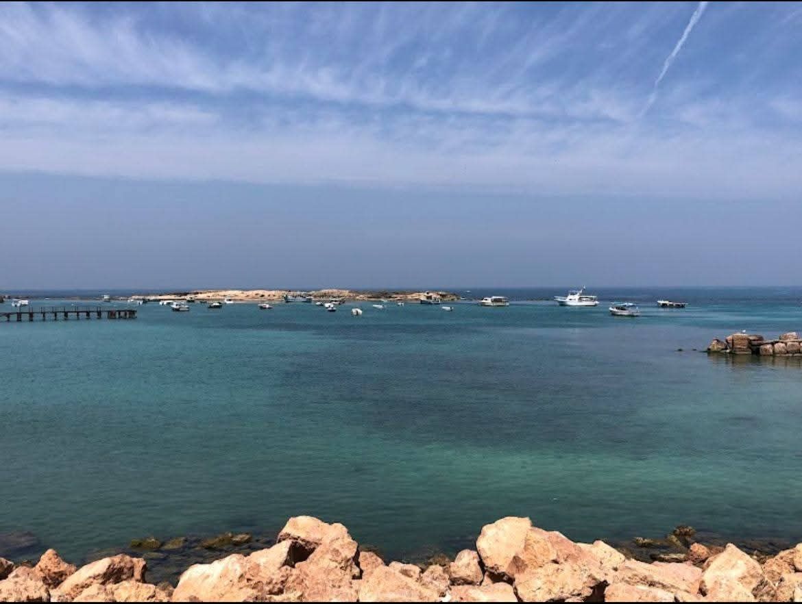 يمكن رؤيتها من الشاطئ يمكن رؤيتها من الشاطئ