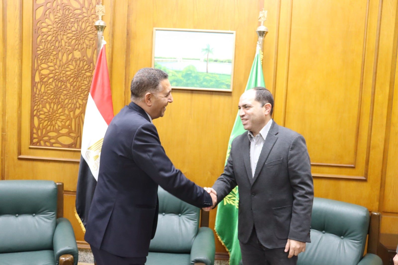 جانب من اللقاء بديوان محافظة القليوبية جانب من اللقاء بديوان محافظة القليوبية