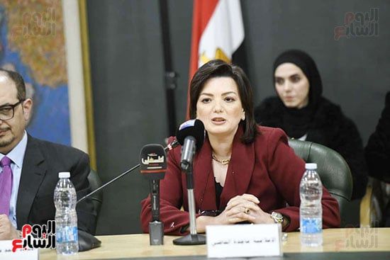 ندوة مسلسل صحاب الأرض بنقابة الصحفيين (21) ندوة مسلسل صحاب الأرض بنقابة الصحفيين (21)