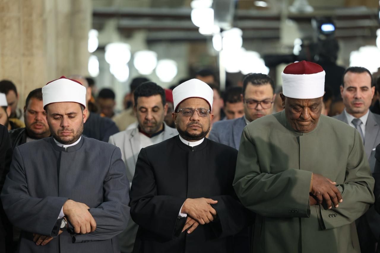 صلاة التراويح بالجامع الازهر (1)