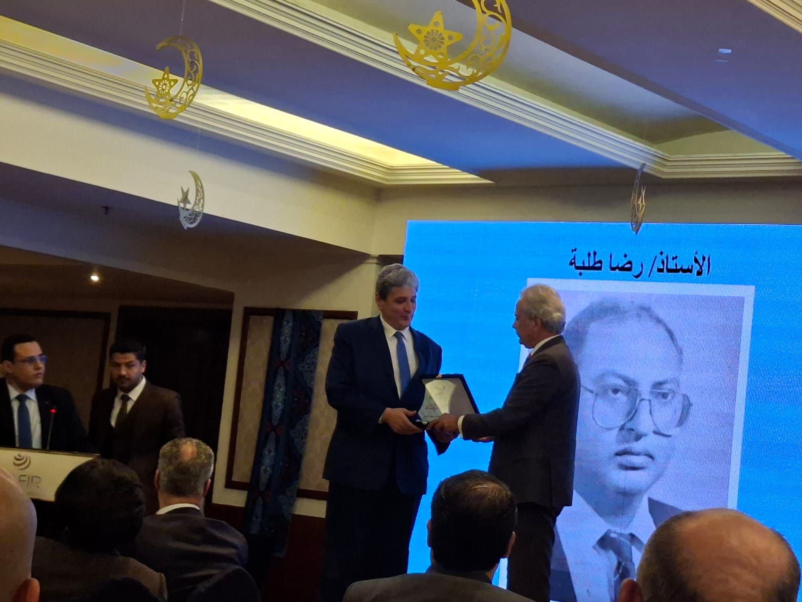 c8f0f125-759a-402c-803a-b4c3ec222114 c8f0f125-759a-402c-803a-b4c3ec222114