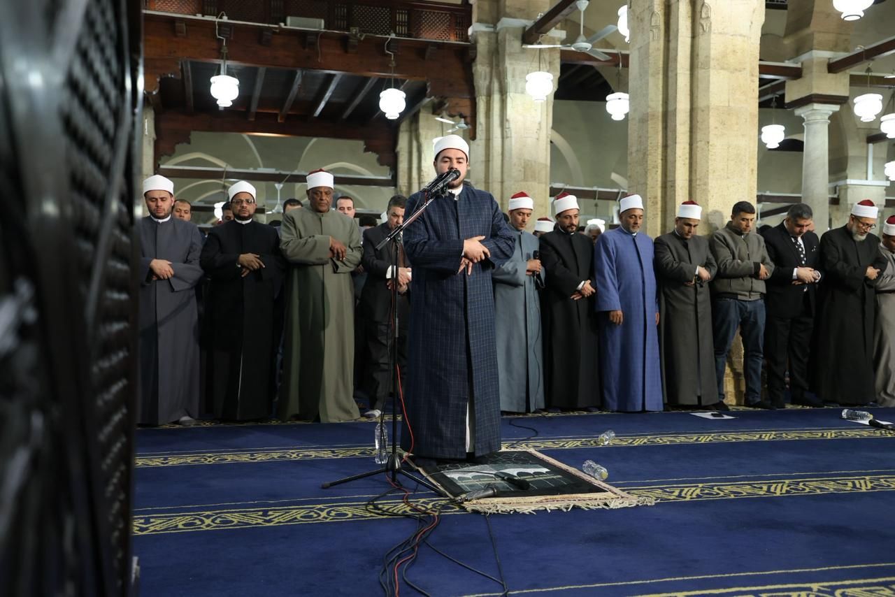 صلاة التراويح بالجامع الازهر (2)