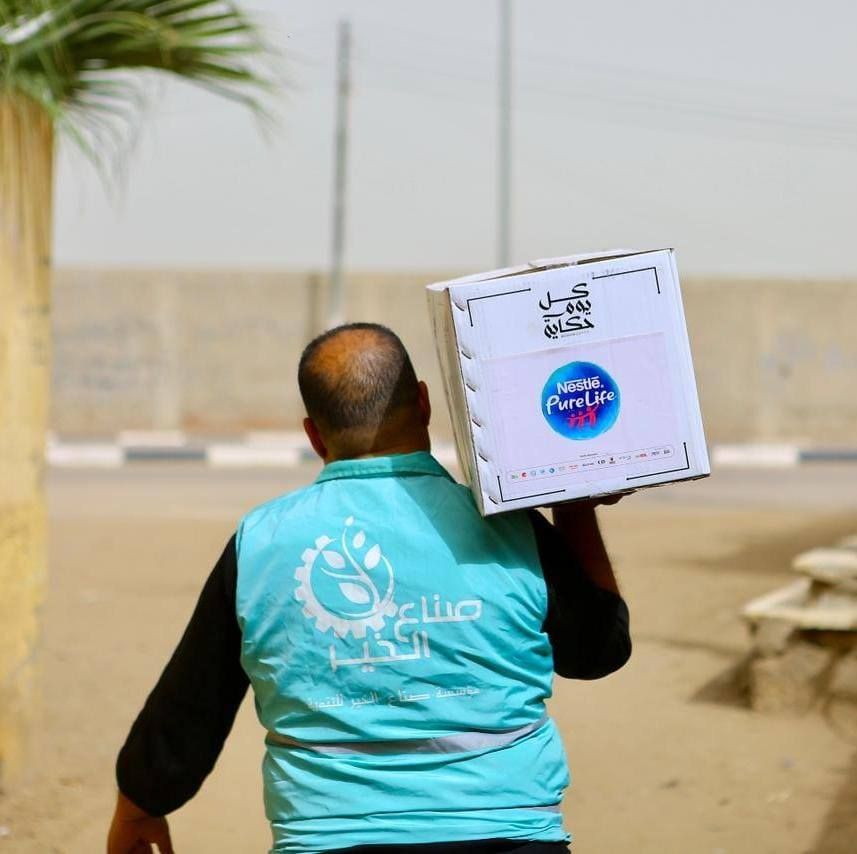 صناع الخير عضو التحالف الوطني توزع كراتين رمضان في قرى بنها بالقليوبية (1) صناع الخير عضو التحالف الوطني توزع كراتين رمضان في قرى بنها بالقليوبية (1)