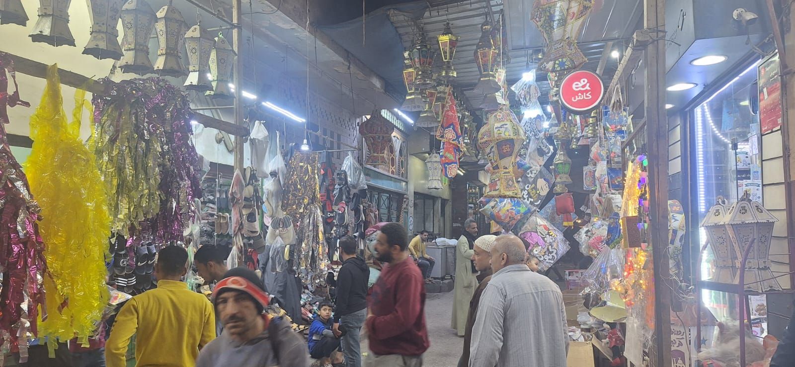 فوانيس القيسارية بأسيوط (16) فوانيس القيسارية بأسيوط (16)