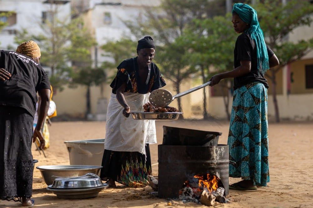رمضان فى السنغال.. إفطار جماعي خلال شهر رمضان في داكار (7) رمضان فى السنغال.. إفطار جماعي خلال شهر رمضان في داكار (7)