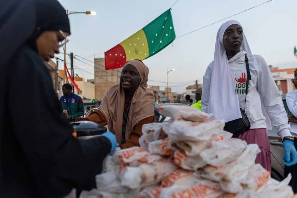 رمضان فى السنغال.. إفطار جماعي خلال شهر رمضان في داكار (8) رمضان فى السنغال.. إفطار جماعي خلال شهر رمضان في داكار (8)