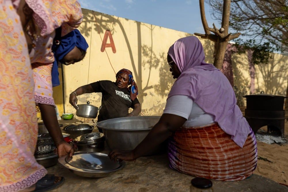 رمضان فى السنغال.. إفطار جماعي خلال شهر رمضان في داكار (5) رمضان فى السنغال.. إفطار جماعي خلال شهر رمضان في داكار (5)