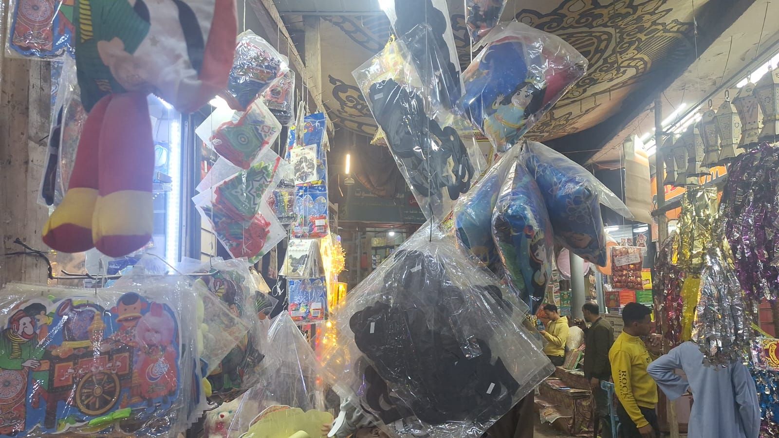 فوانيس القيسارية بأسيوط (19) فوانيس القيسارية بأسيوط (19)