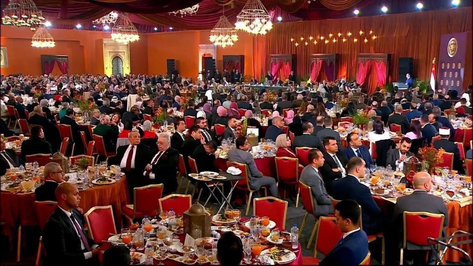 التحالف الوطني للعمل الأهلي يشارك في حفل إفطار الأسرة المصرية (1) التحالف الوطني للعمل الأهلي يشارك في حفل إفطار الأسرة المصرية (1)