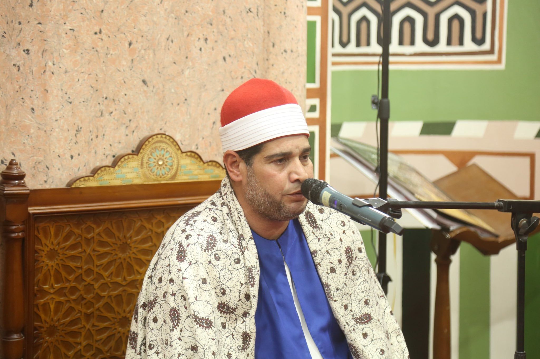 يات بينات من القرآن الكريم بصوت الشيخ نصر أبوالجلاجل القارئ بالإذاعة يات بينات من القرآن الكريم بصوت الشيخ نصر أبوالجلاجل القارئ بالإذاعة