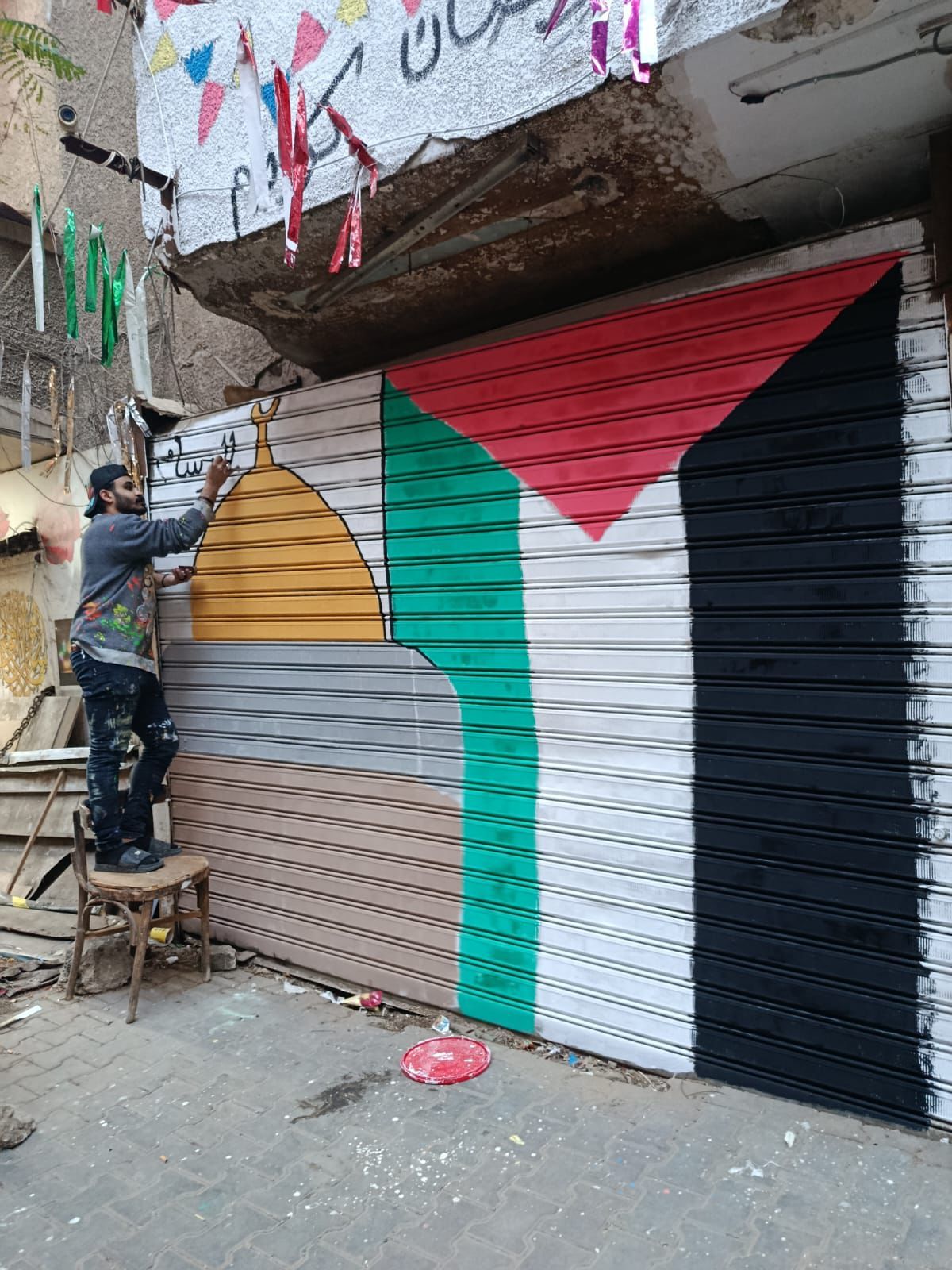 فيصل ترسم ملحمة حب فى أكبر إفطار جماعى فيصل ترسم ملحمة حب فى أكبر إفطار جماعى