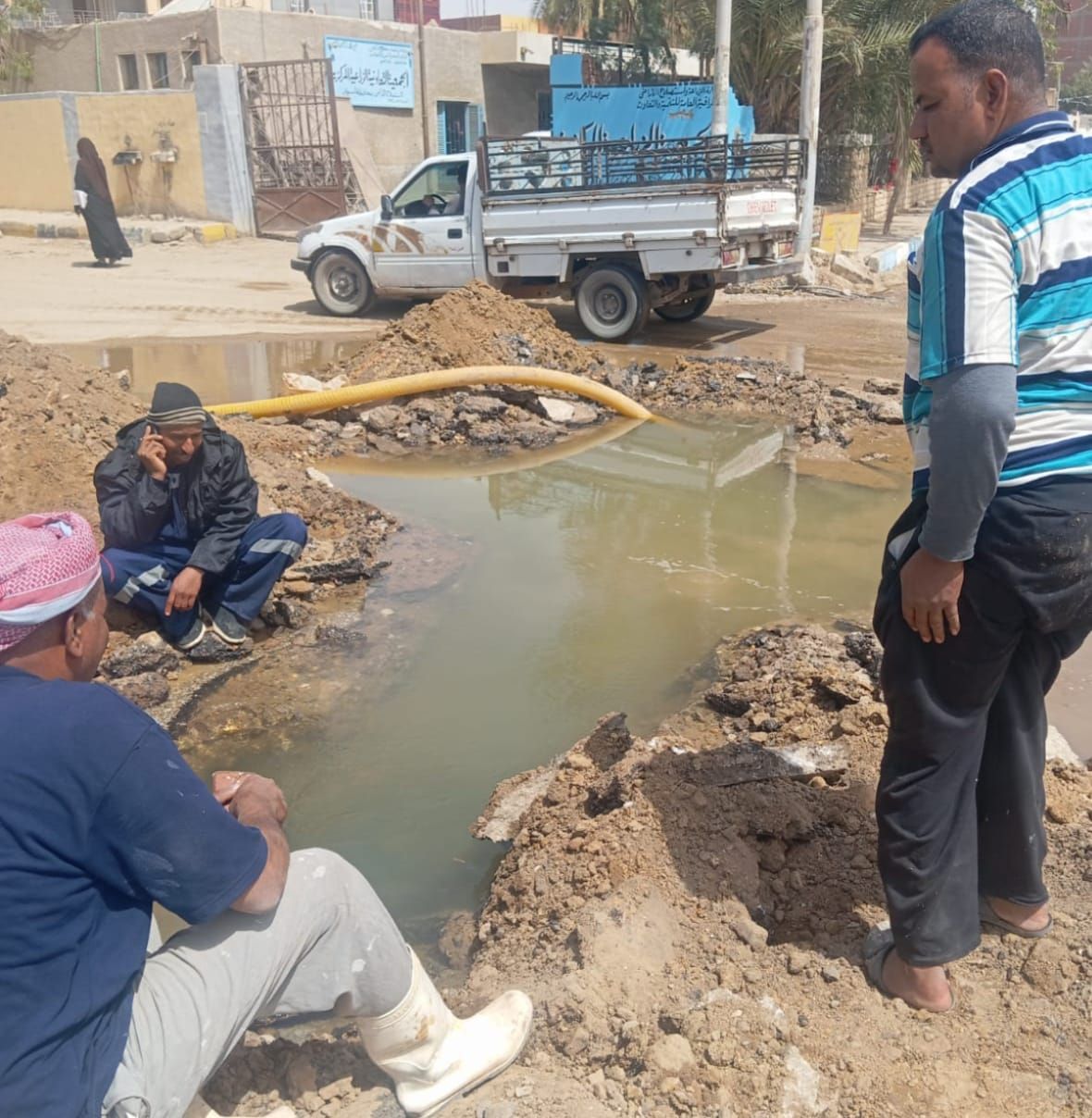 كسر خط مياه بنصر النوبة كسر خط مياه بنصر النوبة