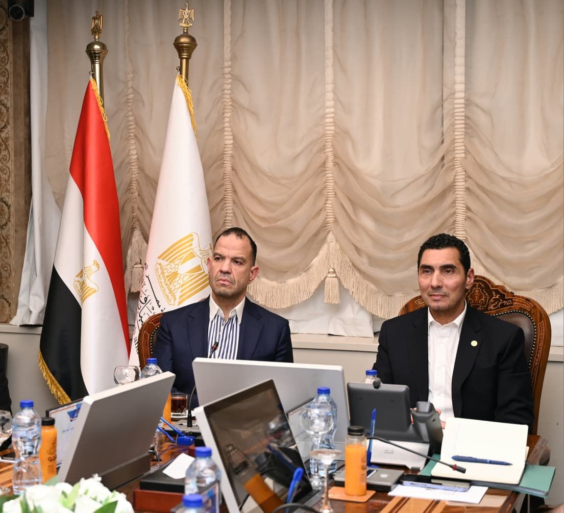 وزيرالرياضة وسيف الوزيرى وزيرالرياضة وسيف الوزيرى