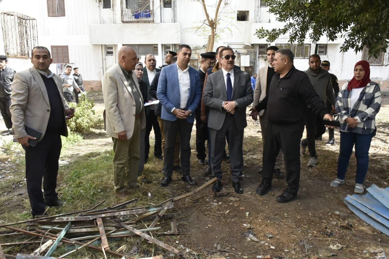 خلال تفقد منطقة الجوهرة خلال تفقد منطقة الجوهرة