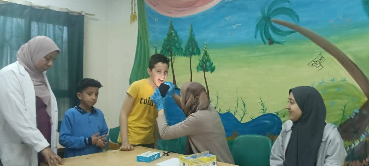 خلال فحص الطلاب خلال فحص الطلاب