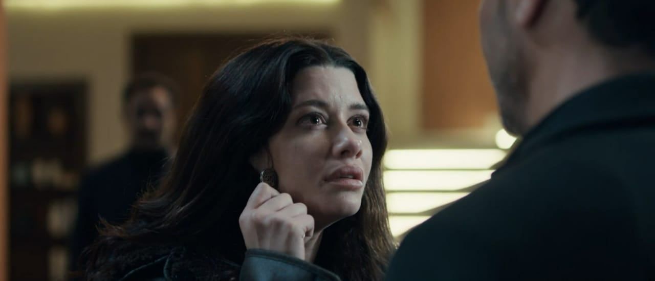 أجبرها على الرحيل (2) أجبرها على الرحيل (2)