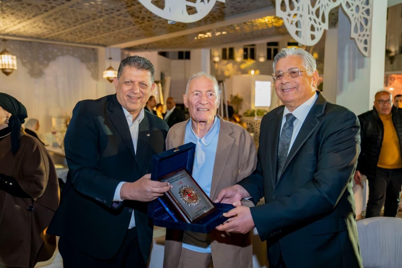 8c981c1a-b836-478f-9a8c-1f9e1091e2ca 8c981c1a-b836-478f-9a8c-1f9e1091e2ca