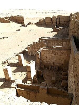 دير المنيرة بالخارجة دير المنيرة بالخارجة